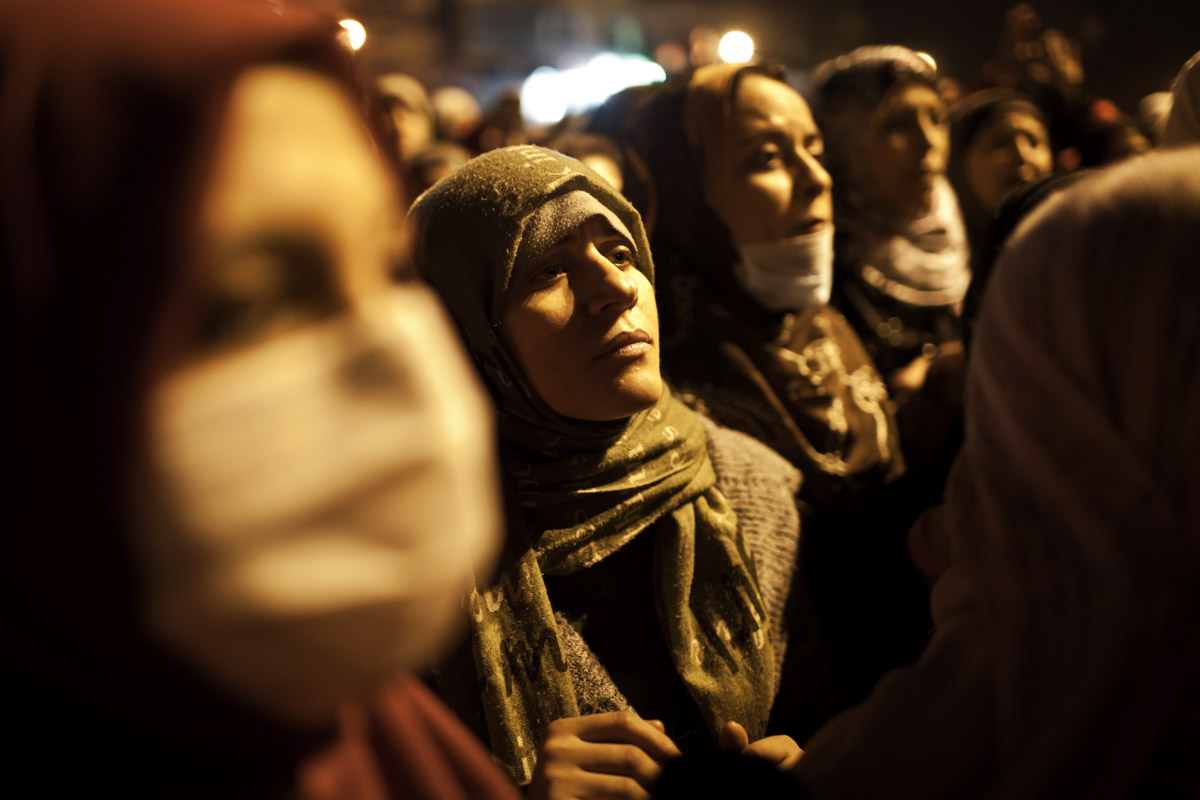Auf dem tahrir-Platz in Kairo sind viele Frauen, aber auch Kinder an den Demonstrationen beteiligt