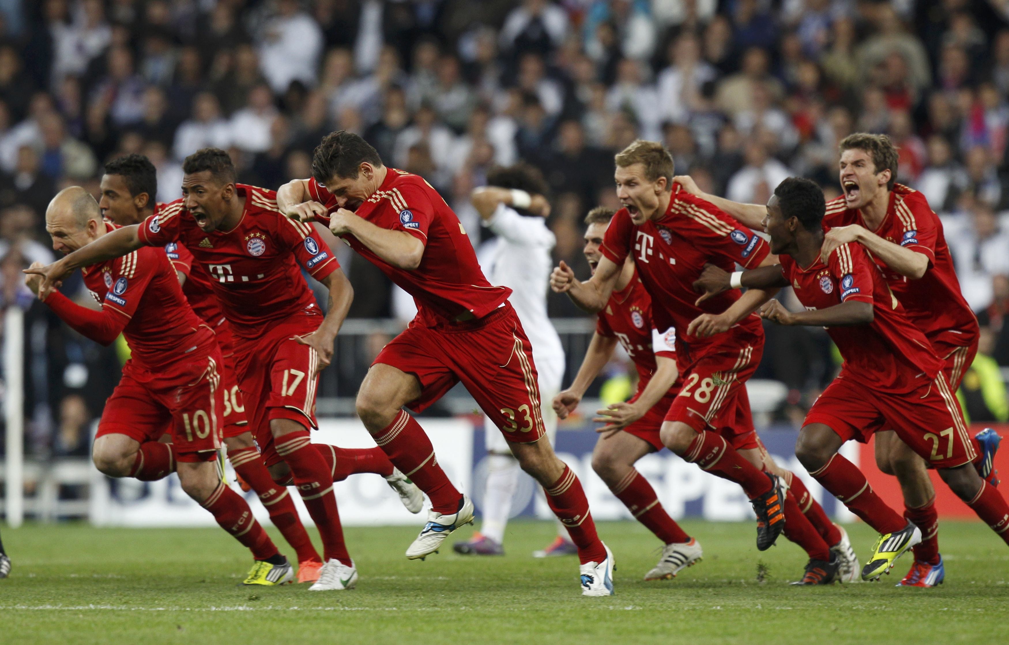 Madrid vs bayern. ЛЧ 2013 2014 Реал Бавария. ЛЧ 2012-2013 финал. Бавария 2012-2013. Бавария Мюнхен Реал Мадрид.