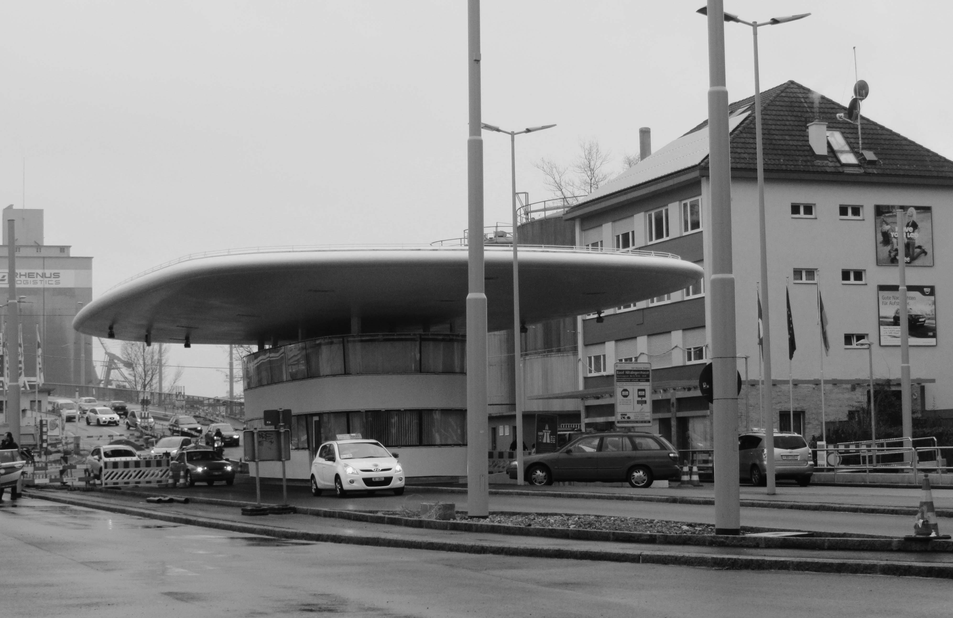 Das neue Zollhaus an der Grenze Basel/Weil am Rhein.