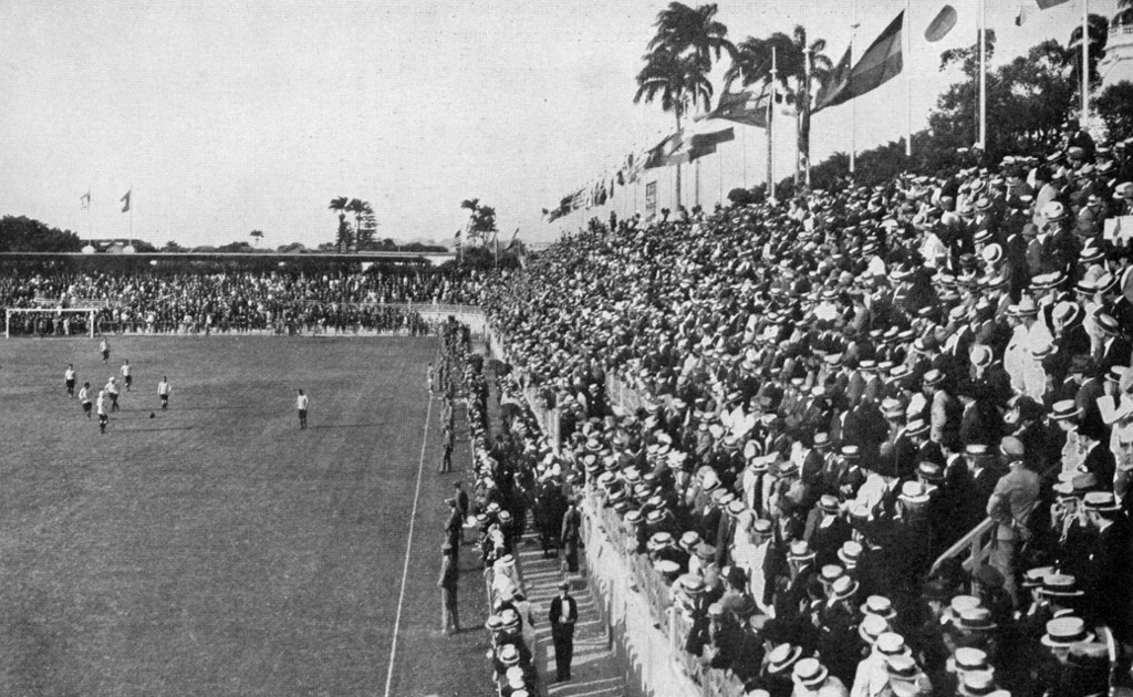 Das Laranjeiras im Jahr 1919 beim Final der Südamerikameisterschaft.