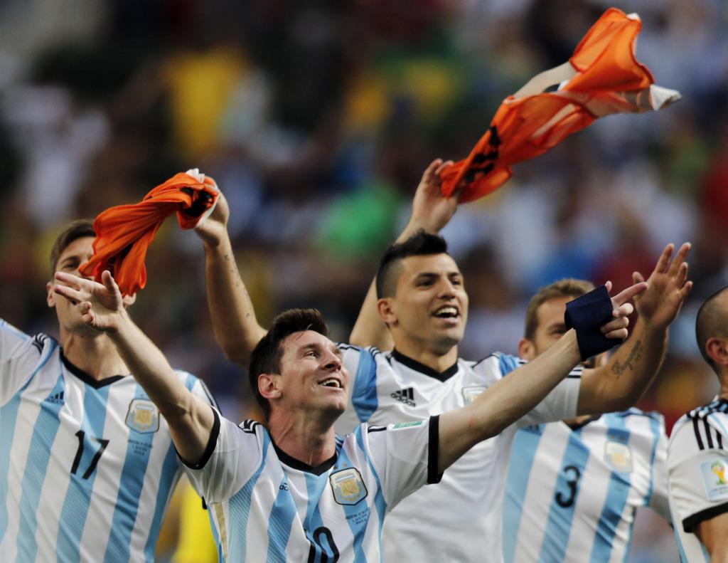 Der Mann, der die Last eines ganzen Landes auf den schmalen Schultern trägt – Lionel Messi.