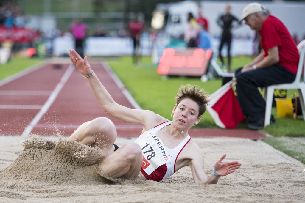 Baut alles andere als auf Sand: Die Weitspringerin Irene Pusterla.