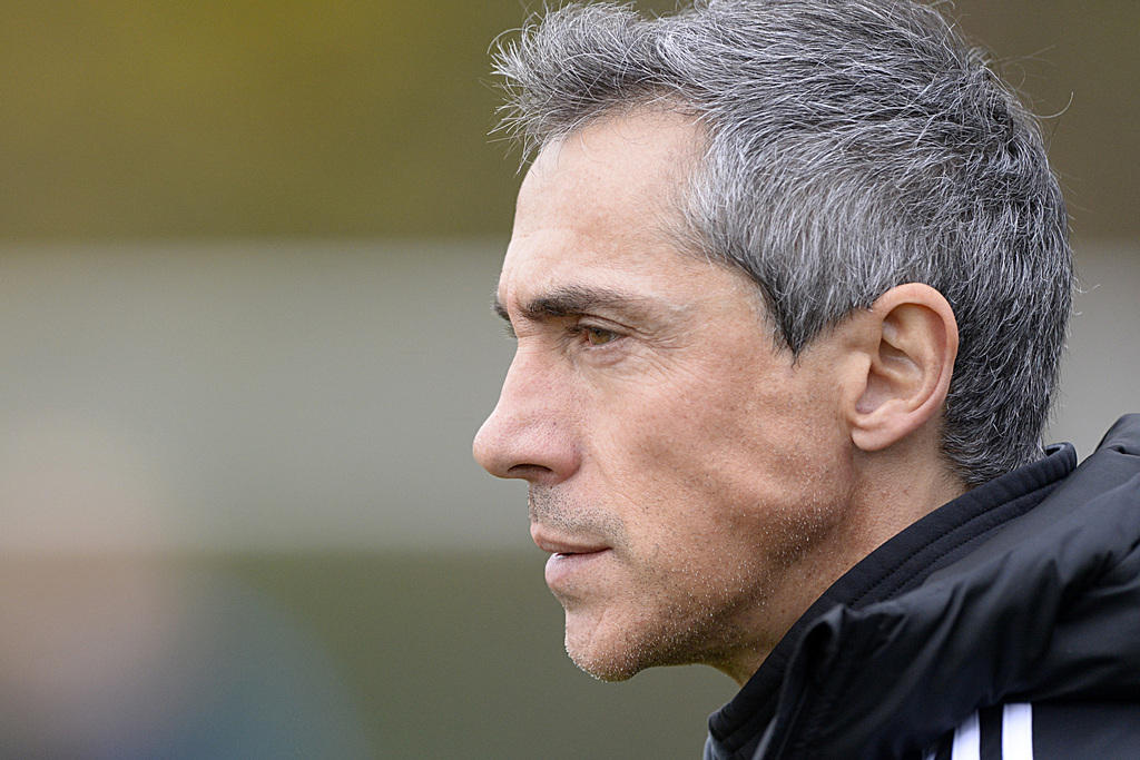 Paulo Sousa, Portuguese head coach of Switzerland's FC Basel, during a training session in the St. Jakob-Park training area in Basel, Switzerland, on Tuesday, November 25, 2014. Switzerland's FC Basel 1893 is scheduled to play against Spain's Real Madrid CF in an UEFA Champions League group B matchday 5 soccer match on Wednesday, November 26, 2014. (KEYSTONE/Georgios Kefalas)