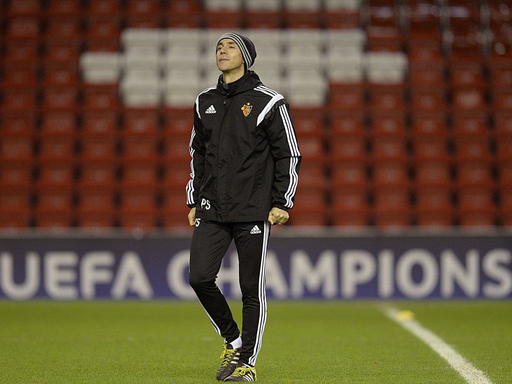 epa04520668 FC Basel's head coach Paulo Sousa during a training session at the Anfield stadium in Liverpool, Britain, 08 December 2014. Switzerland's FC Basel 1893 will face Liverpool FC in an UEFA Champions League group B soccer match on 09 December 2014. EPA/GEORGIOS KEFALAS