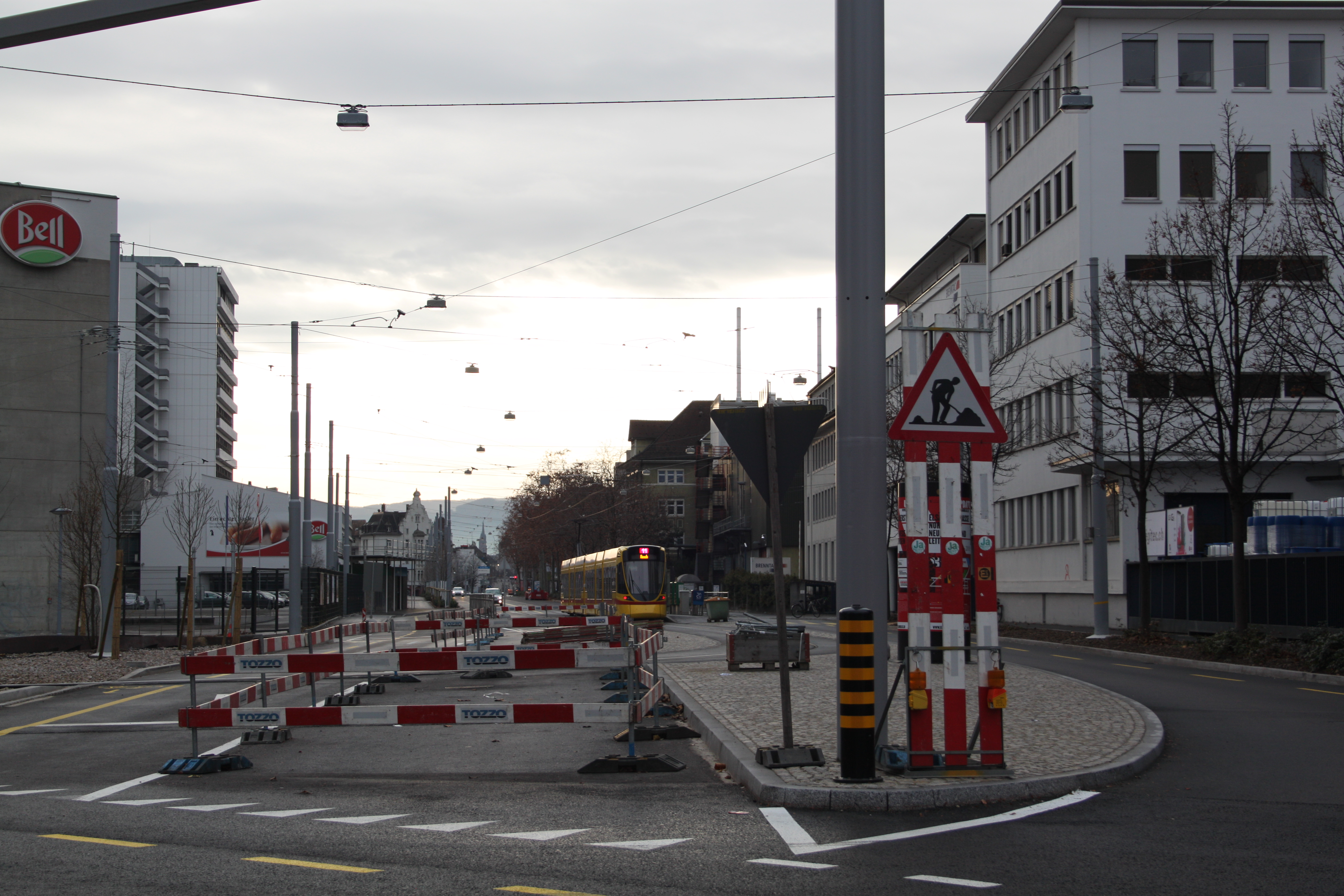 Eine Baustelle weniger an der Elsässerstrasse: nach mehrjähriger Bautätigkeit ist im Sommer 2015 auch dort Schluss.