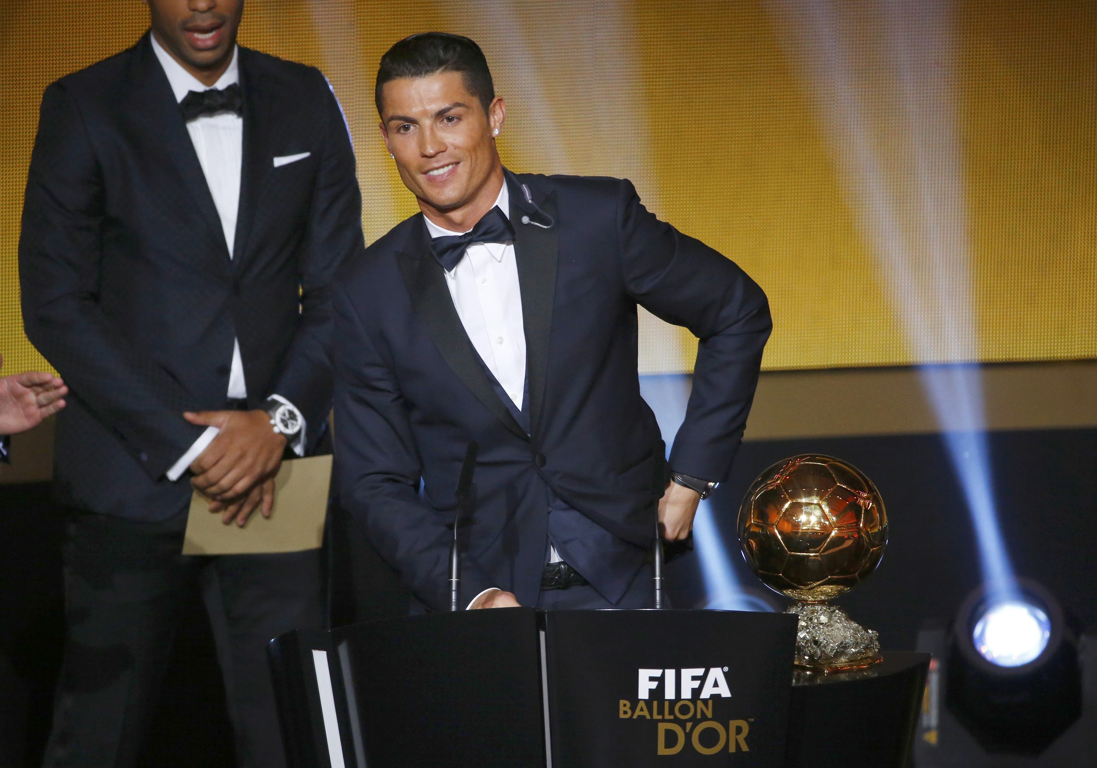 Vielleicht reichts ja noch, um Messi einzuholen. Ronaldo fand sein Kür zum Weltfussballer «motivierend».