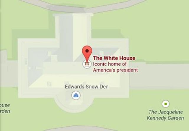 Ob Spassvogel oder ein Aktivist: Ein humorvoller Internetuser versetzte Edward Snowden auf Google Maps kurzerhand ins Weisse Haus.