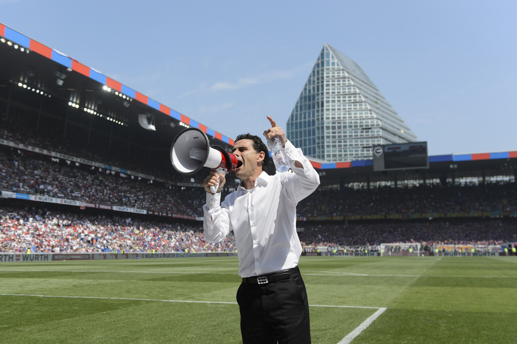 Sion's head coach talks to the supporters during the Swiss Cup final soccer match between FC Basel and FC Sion at the St. Jakob-Park stadium in Basel, Switzerland, Sunday, June 7, 2015. (KEYSTONE/Jean-Christophe Bott)