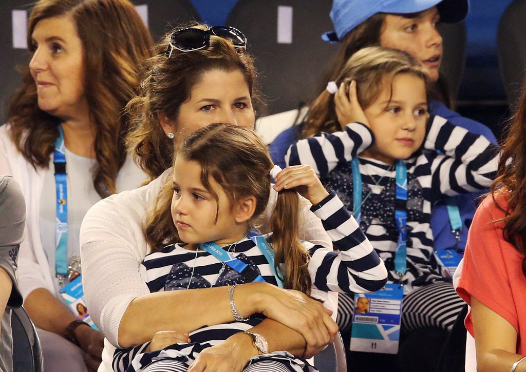 epa04564246 Roger Federer's wife Mirka Federer and their twins Myla and Charlene during the kids day at the Australian Open practice session at Melbourne Park in Melbourne, Australia, 17 January 2014. The Australian Open tennis tournament runs from 19 January until 01 February 2015. EPA/DAVID CROSLING AUSTRALIA AND NEW ZEALAND OUT