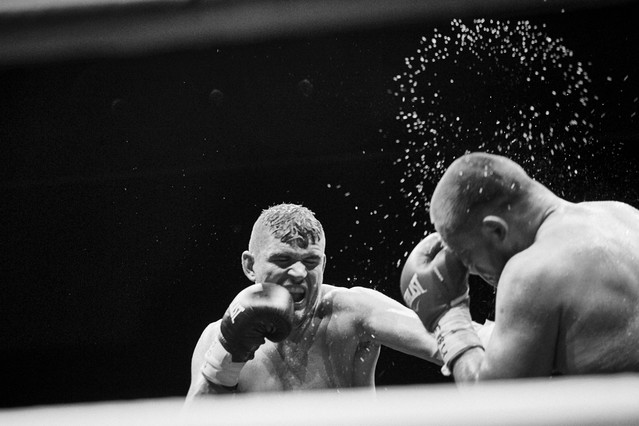 Hand gebrochen, Trommelfell geplatzt: Gjergjaj bleibt trotzdem Europameister class=
