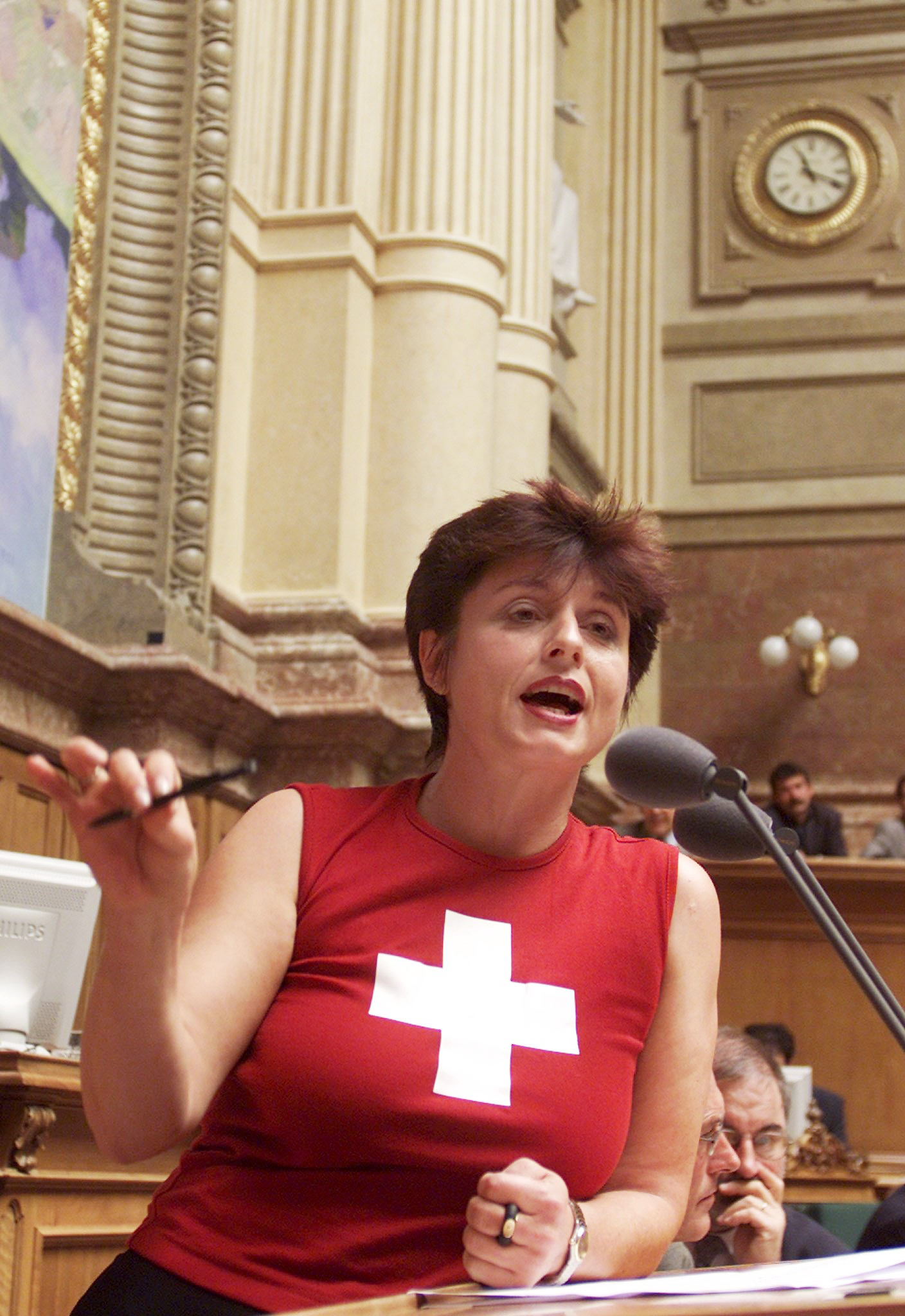 Tabubruch von links: Anita Fetz 2003 während der Debatte zum UNO-Beitritt.