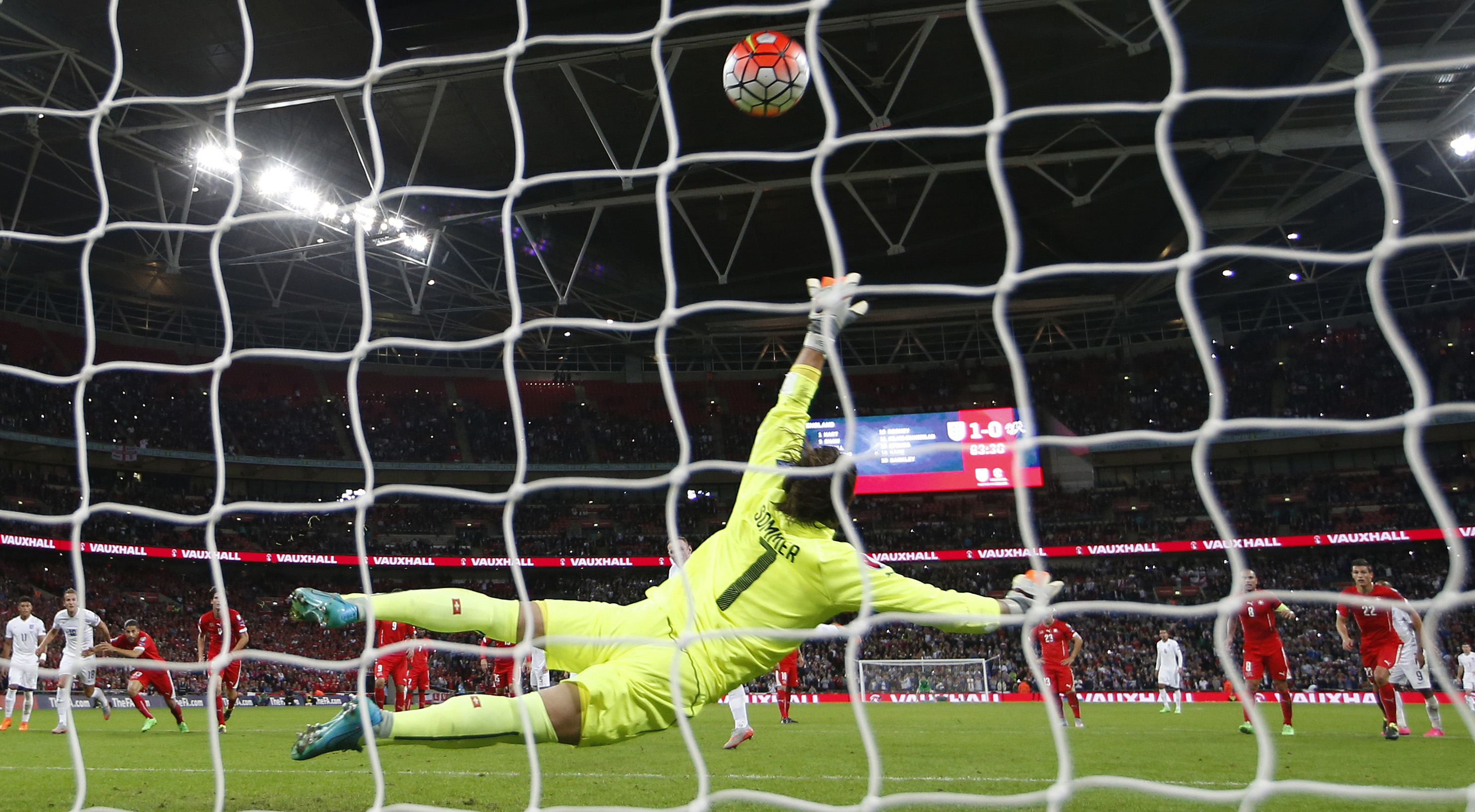 Football - England v Switzerland - UEFA Euro 2016 Qualifying Group E - Wembley Stadium, London, England - 8/9/15 Wayne Rooney scores the second goal for England from the penalty spot and becomes England's all time leading goalscorer Action Images via Reuters / John Sibley Livepic EDITORIAL USE ONLY.