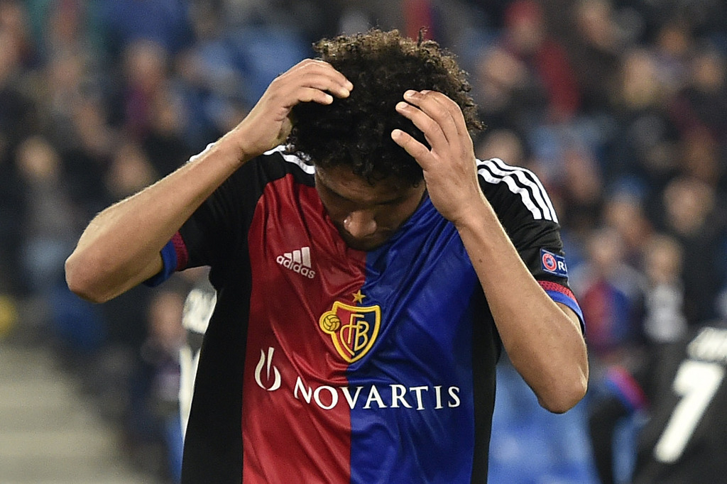 Basel's Mohamed Elneny reacts during the UEFA Europa League group I group stage matchday 2 soccer match between Switzerland's FC Basel 1893 and Poland's KKS Lech Poznan at the St. Jakob-Park stadium in Basel, Switzerland, on Thursday, October 1, 2015. (KEYSTONE/Peter Schneider)