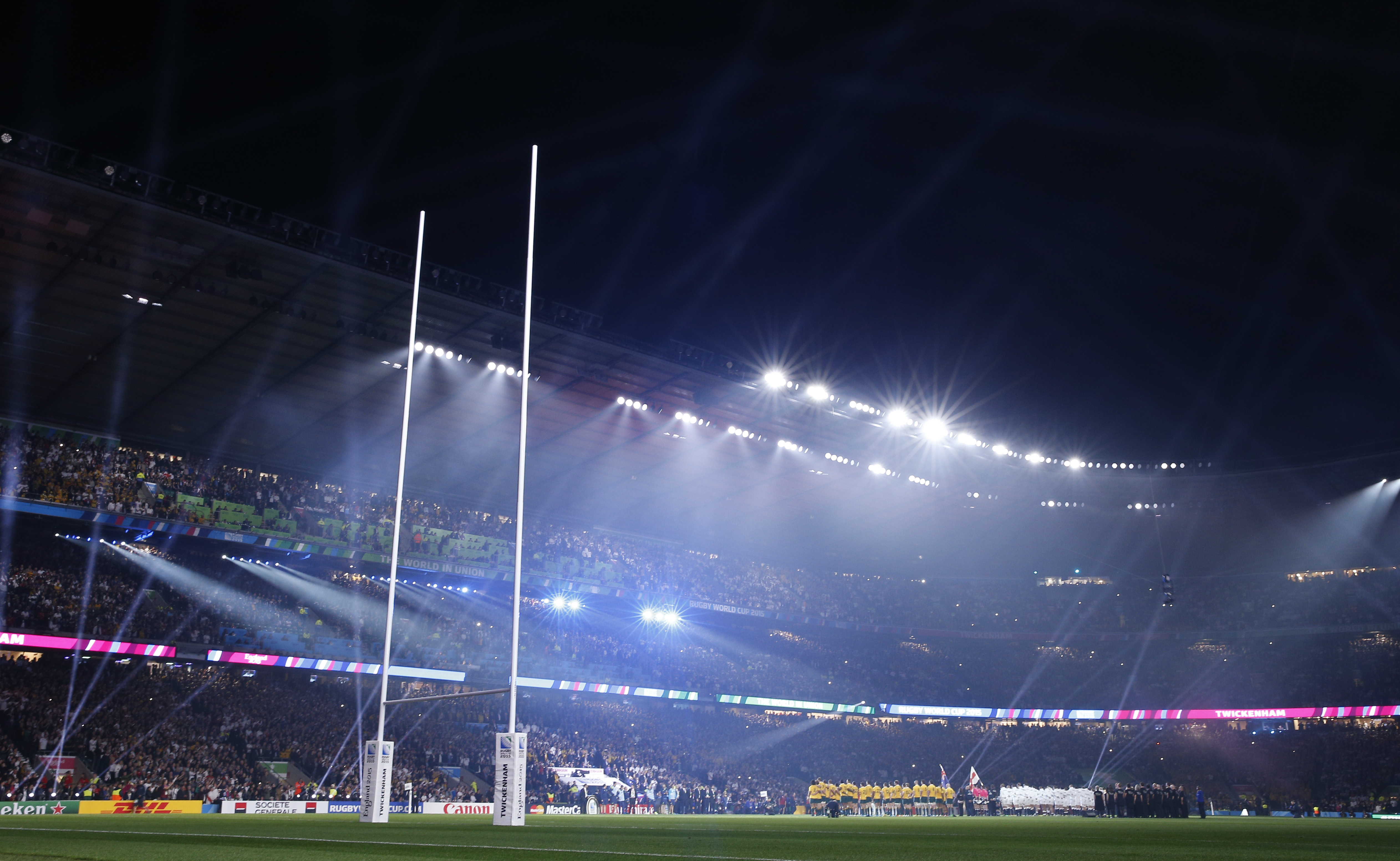 Rugby Union - England v Australia - IRB Rugby World Cup 2015 Pool A - Twickenham Stadium, London, England - 3/10/15 General view of England and Australia during the national anthems Action Images via Reuters / Andrew Couldridge Livepic