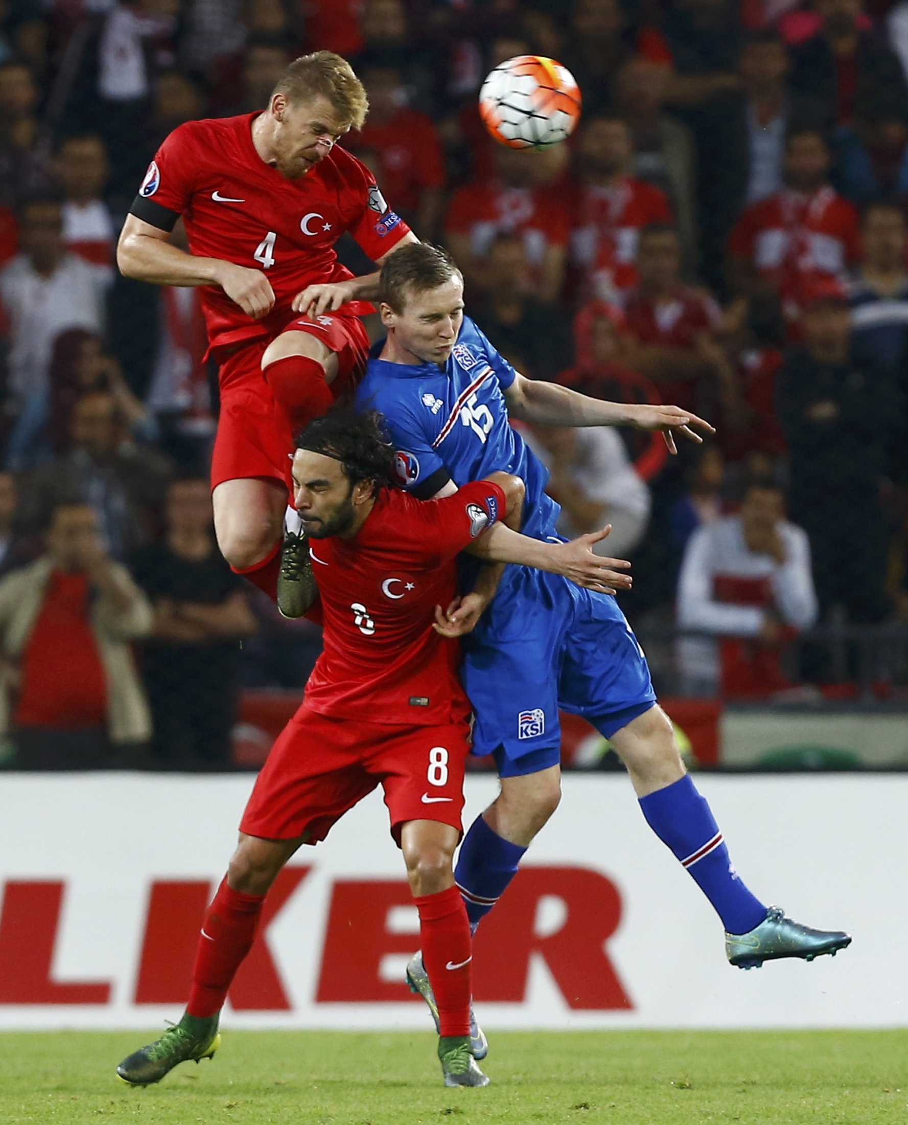 &lt;p&gt;Turkey's Serdar Aziz (L) heads the ball against Iceland's Jon Daoi Bodvarsson (R) and team mate Selcuk Inan during their Euro 2016 Group A qualification soccer match in Konya, Turkey, October 13, 2015. REUTERS/Umit Bektas&lt;/p&gt;