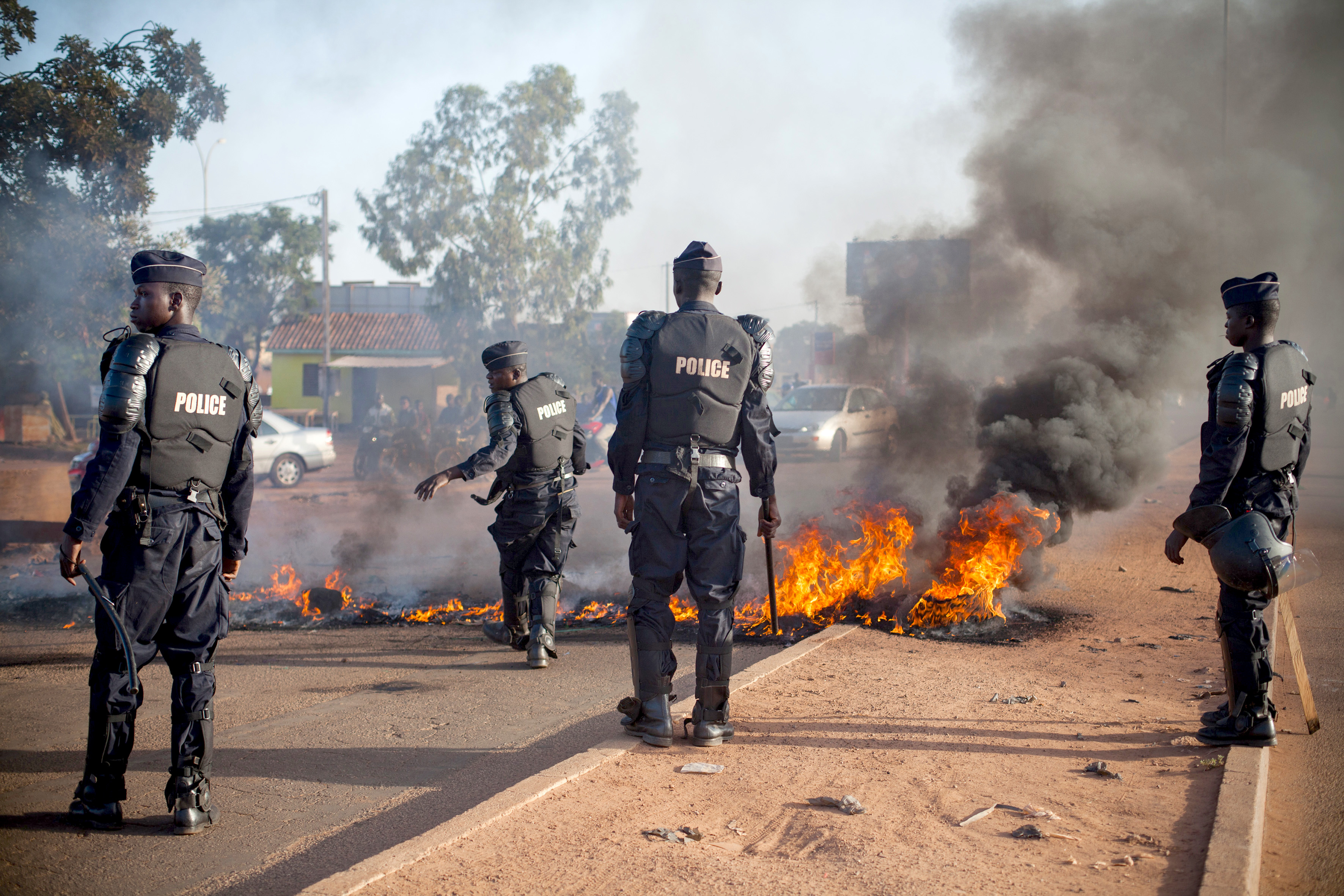 Ouagadougou brennt.