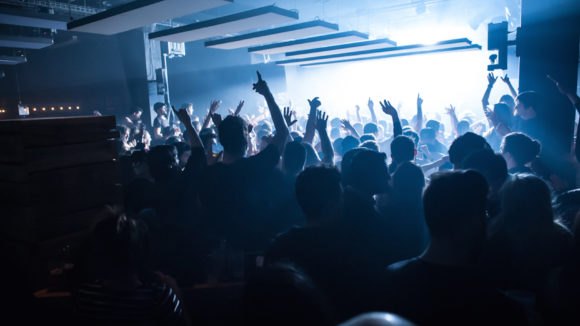 Hinterhof Bar bleibt: «Wir konnten unser Glück kaum fassen» | TagesWoche