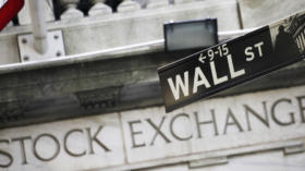 Der angeklagte Händler soll 20110 an der Wall Street mit einer Manipulation fast eine Billion Dollar an Marktwert ausgelösc