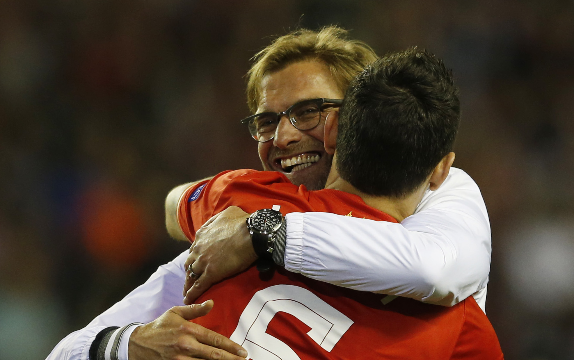 Britain Football Soccer - Liverpool v Villarreal - UEFA Europa League Semi Final Second Leg - Anfield, Liverpool, England - 5/5/16 Liverpool manager Juergen Klopp celebrates with Dejan Lovren after the game Reuters / Phil Noble Livepic EDITORIAL USE ONLY.