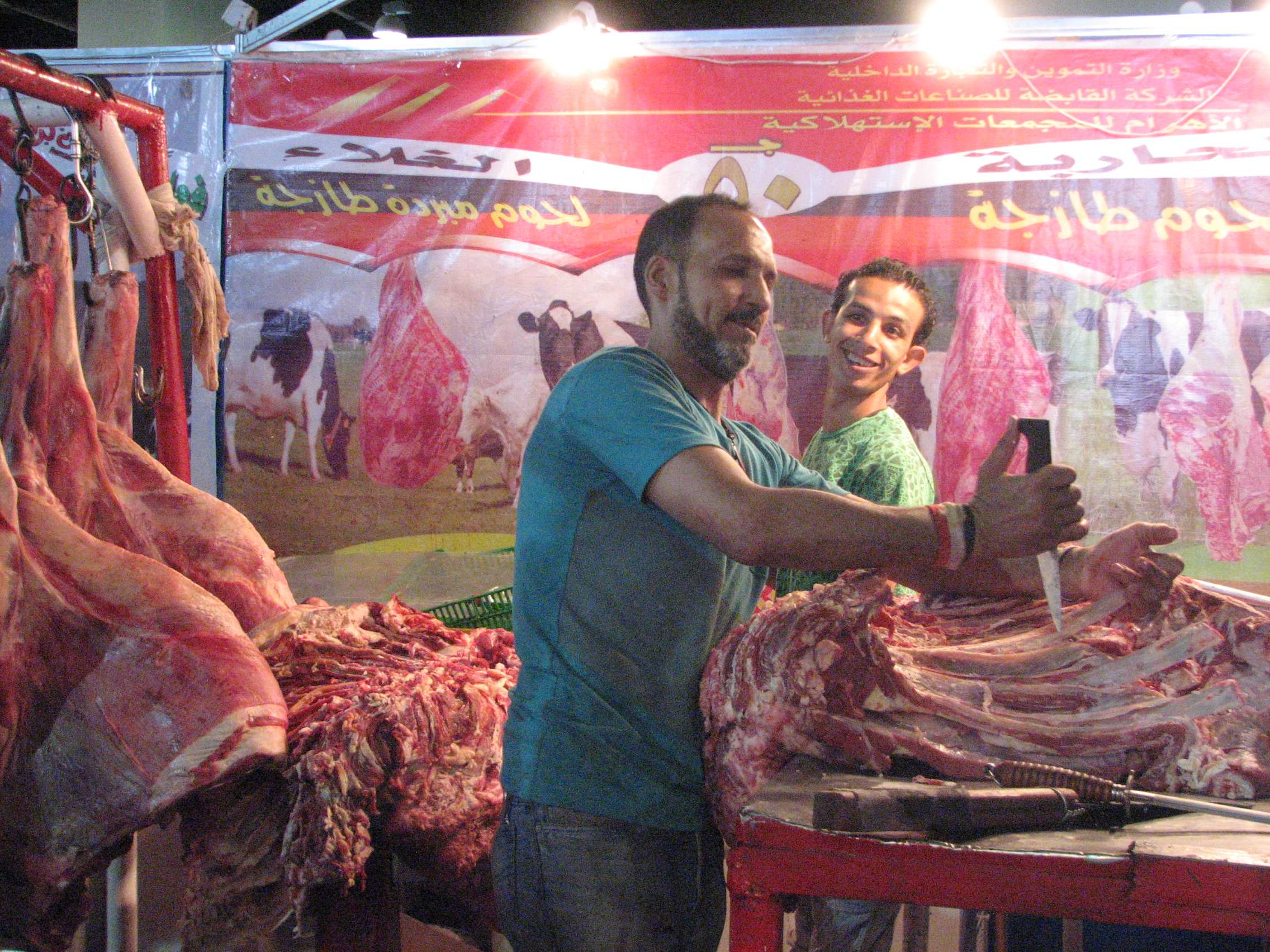 Besonders gefragt auf den Ramadan-Märkten der Regierung ist Fleisch, das nur halb so teuer ist wie in normalen Geschäften.
