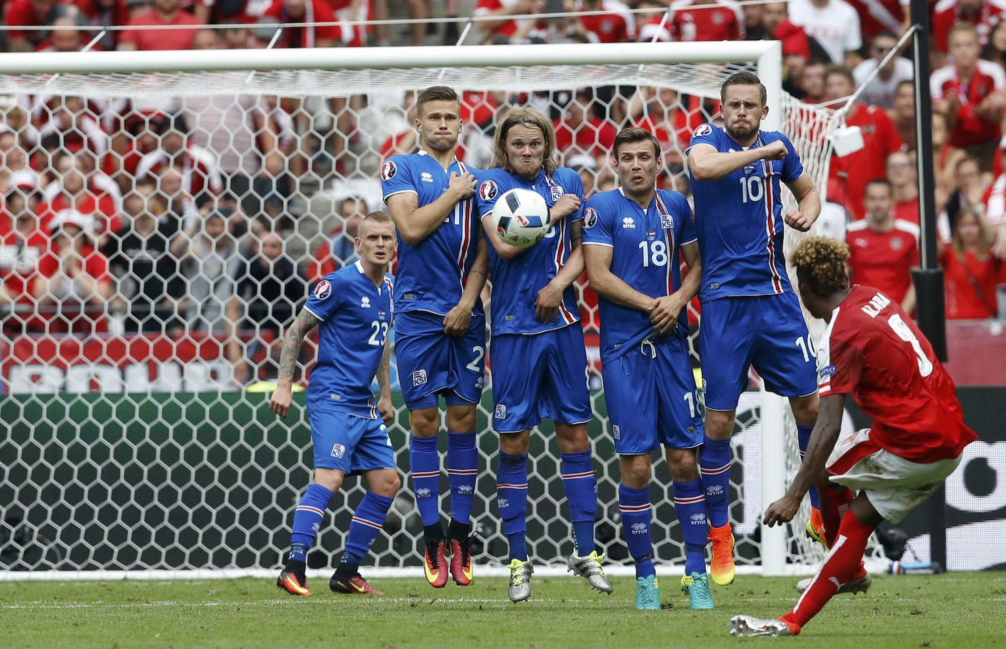 Football Soccer - Iceland v Austria - EURO 2016 - Group F - Stade de France - Paris Saint-Denis, France - 22/6/16 Austria's David Alaba takes a free-kick REUTERS/Darren Staples