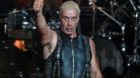 Gewonnen: Rammstein - hier Frontmann Till Lindemann - wurden vom Vorwurf der Jugendgefährdung freigesprochen. Alles nur Show
