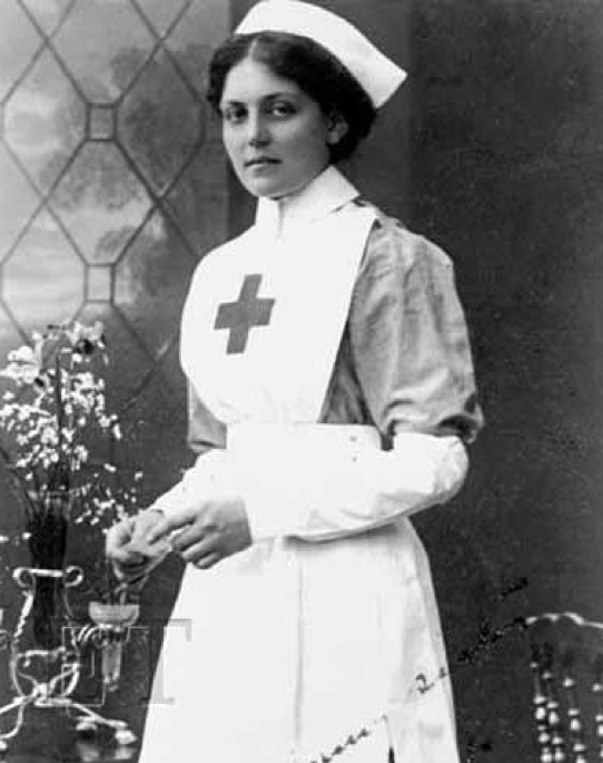 Violet Constance Jessop überlebte nach der Havarie der Olympic auch den Untergang der Titanic und denjenigen der Britannic.