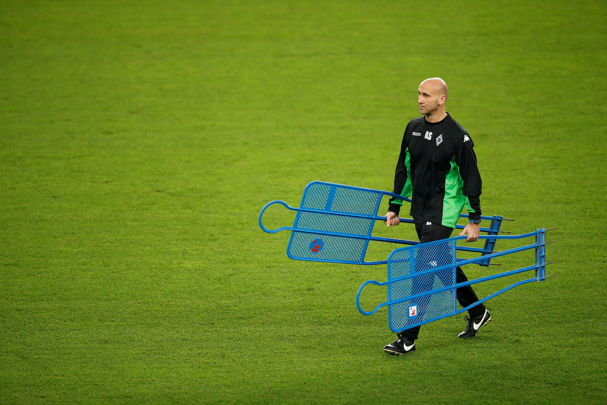 Football Soccer - Borussia Moenchengladbach training session - UEFA Champions League - Camp Nou stadium, Barcelona, Spain - 5/12/2016 - Borussia Moenchengladbach's coach Andre Schubert attends training session before the match against Barcelona. REUTERS/ Albert Gea