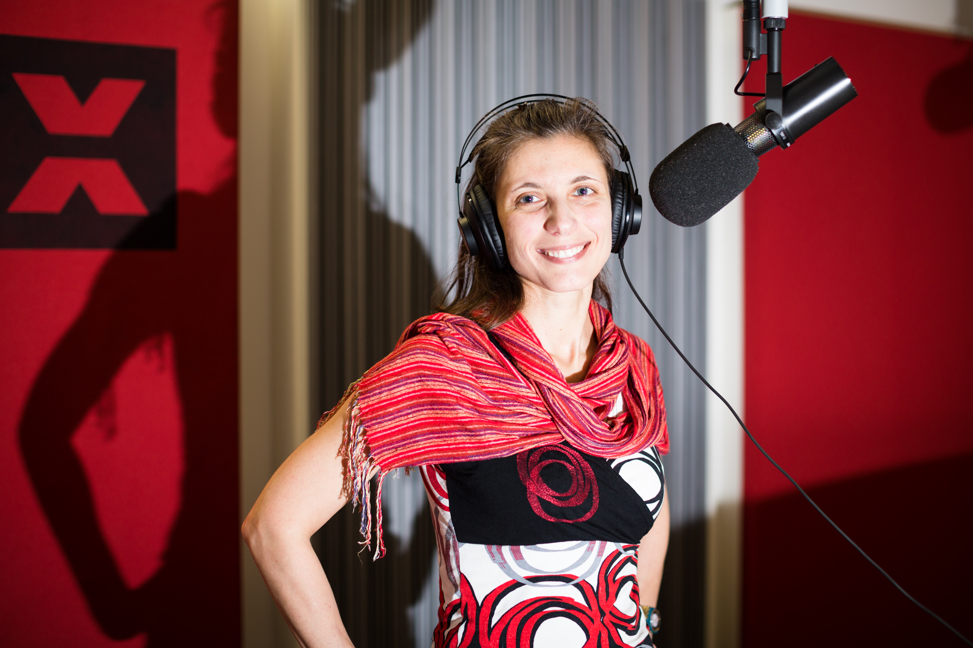 Kopfhörer auf!: Debora Cilli im Studio von Radio X.