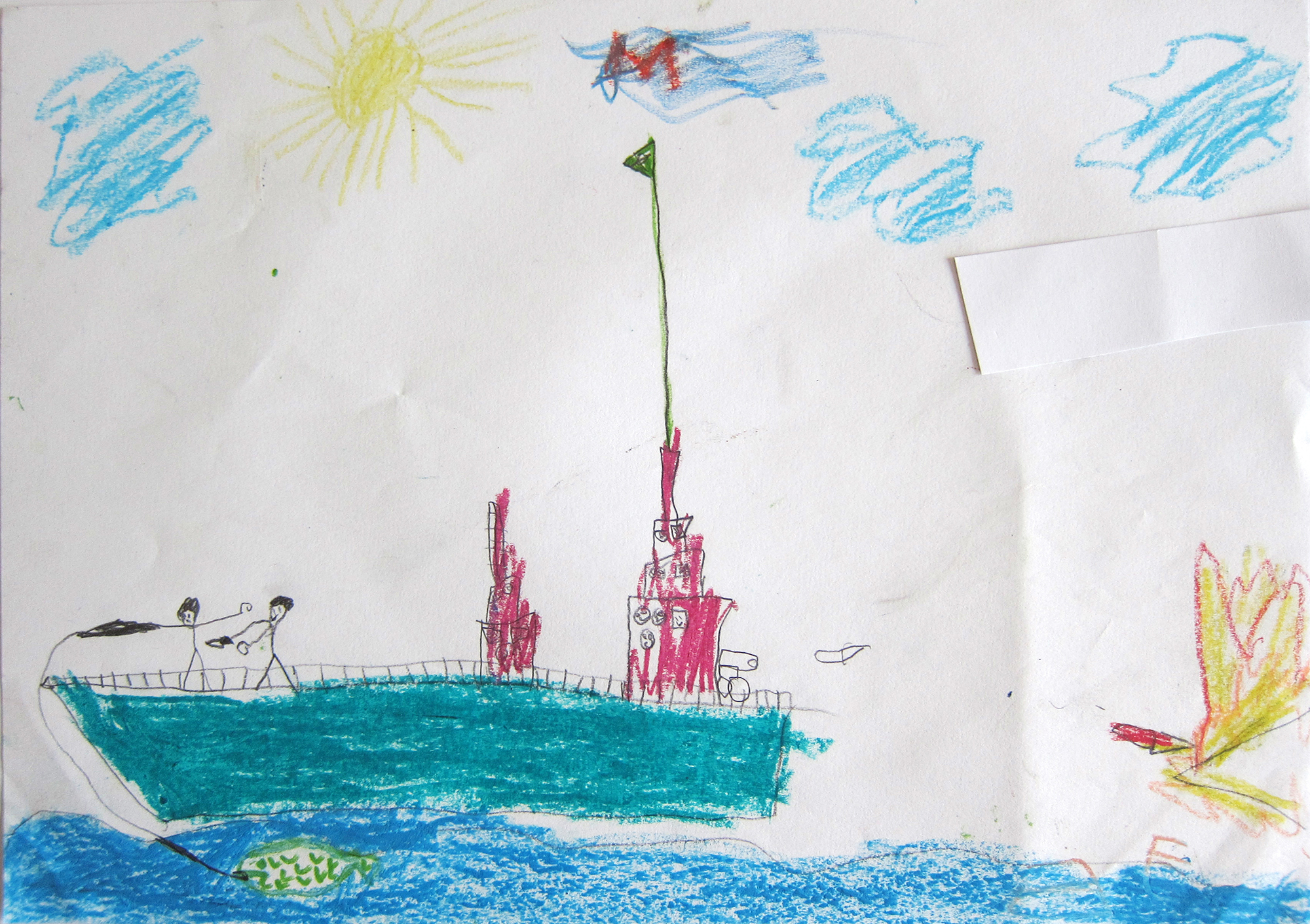 Schiff mit Kanone, gezeichnet von einem Jungen im Primarschulalter.