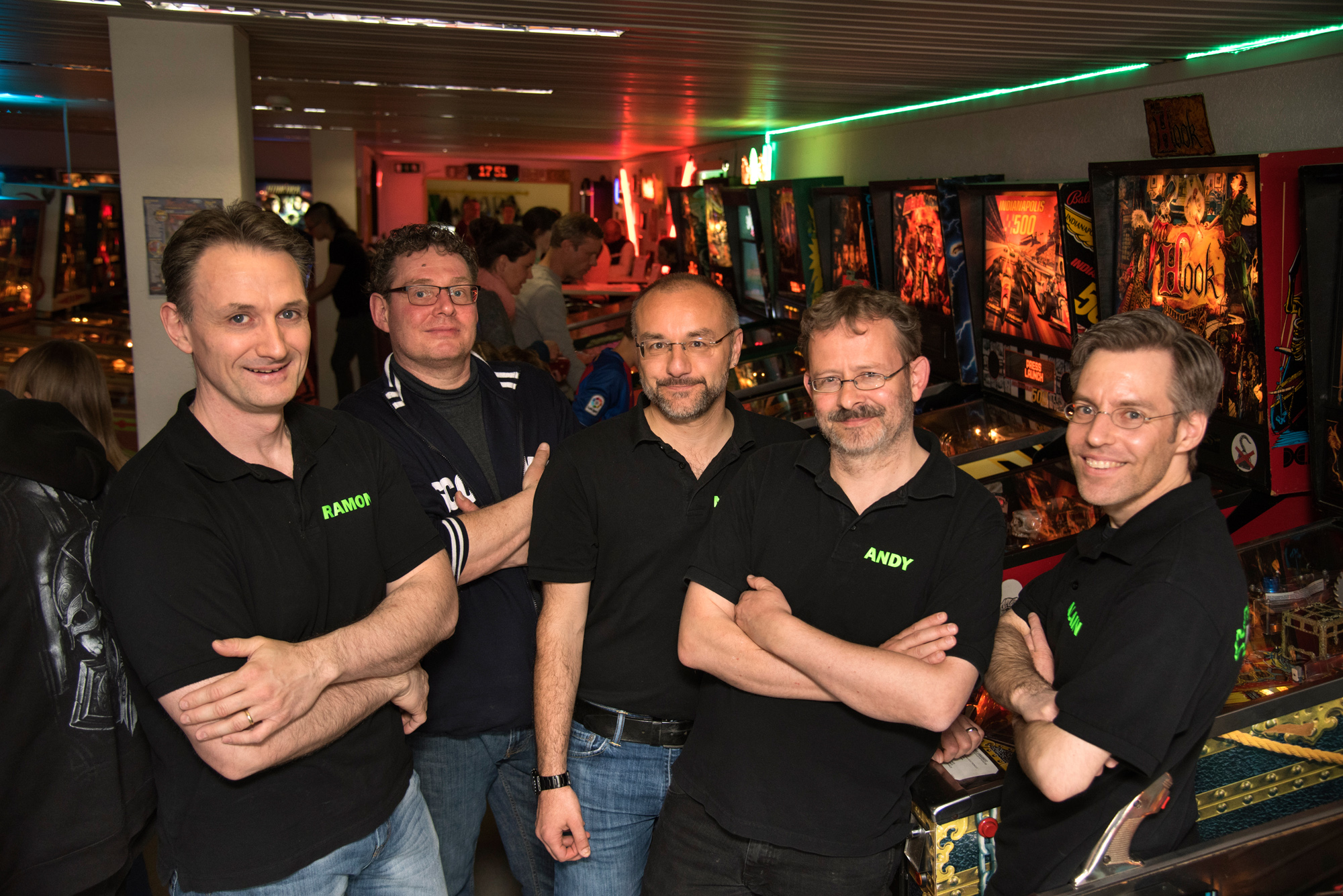 Gründer unter sich: Ramon Richard, Thomas Reichenstein, Niggi Stiernimann, Andreas Borer, Alain Müller (von links nach rechts).