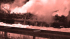 LKW ausgebrannt, Wiese verschmutzt – ein Unfall in Steinen (D) hat Folgen für Basel. (Symbolbild)