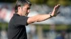 Grasshopper's trainer Murat Yakin reacts during the Super League soccer match FC Lugano against Grasshopper Club Zuerich at t